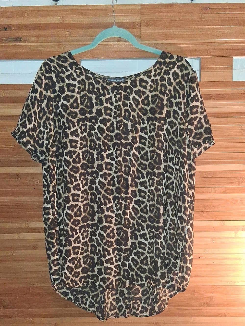 Chelsea & Theodore Leopard Print Short Sleeve Top - Brown & Black